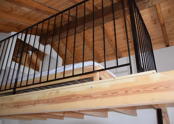 Konatzin Tou Massou By Raise