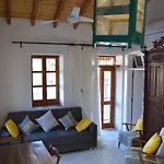 Apartment Konatzin Tou Massou By Raise Moutoullas