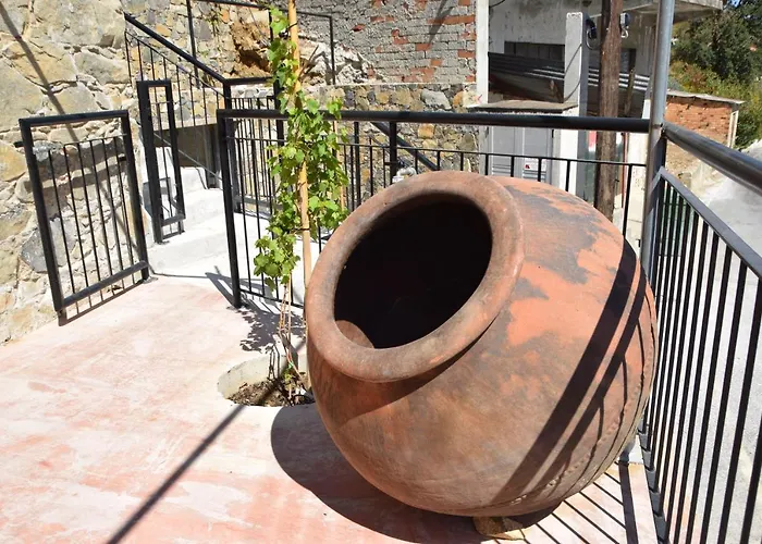 Konatzin Tou Massou By Raise *