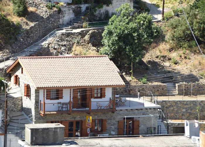 Konatzin Tou Massou By Raise * Moutoullas