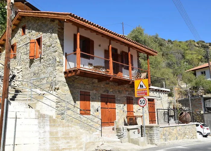 Apartmán Konatzin Tou Massou By Raise *