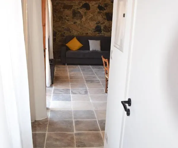 Konatzin Tou Massou By Raise