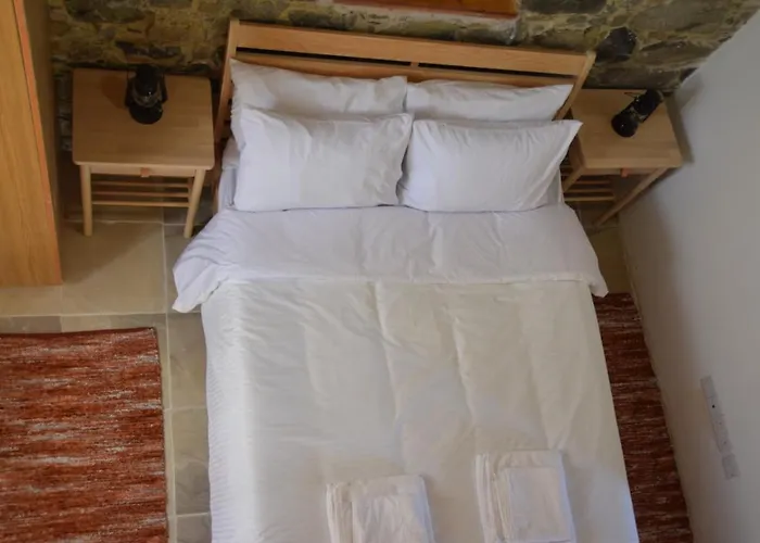 Konatzin Tou Massou By Raise * Moutoullas